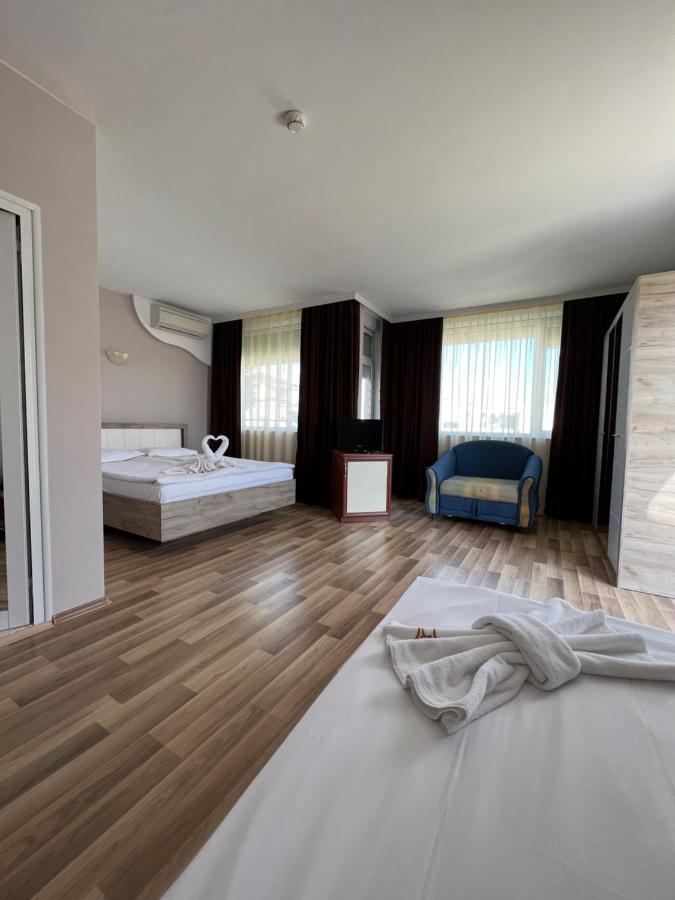 Hotel Incognito Pomorie ポモリエ エクステリア 写真